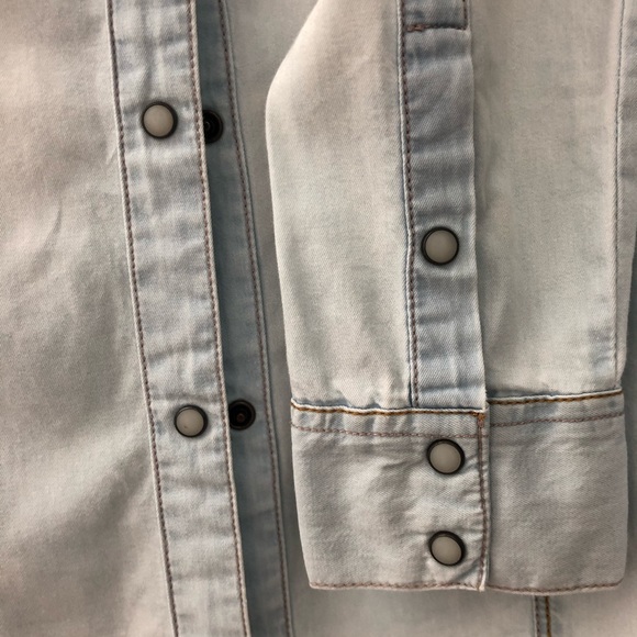 Denim Bottom Shirt - Picture 6 of 6